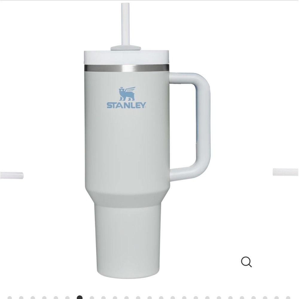 Stanley Adventure Quencher H2.0 Flowstate Tumbler 40oz in FOG
